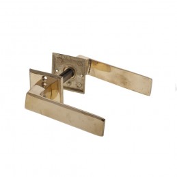 Manija FONDERE H. Manija...