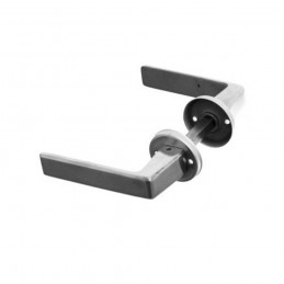 Manija FONDERE H. Manija...